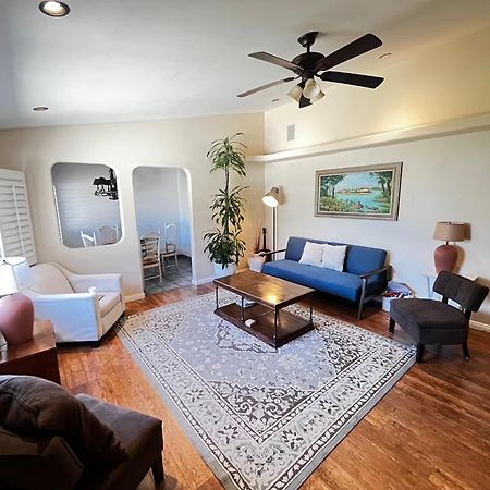 Cozy Family Hideaway, Sleeps 8, 4 Tv'S Yard, Shops Villa Simi Valley Eksteriør bilde
