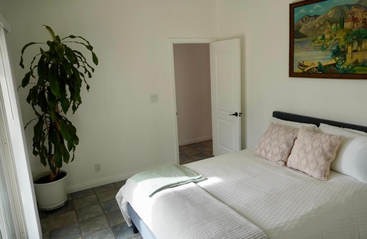 Cozy Family Hideaway, Sleeps 8, 4 Tv'S Yard, Shops Villa Simi Valley Eksteriør bilde