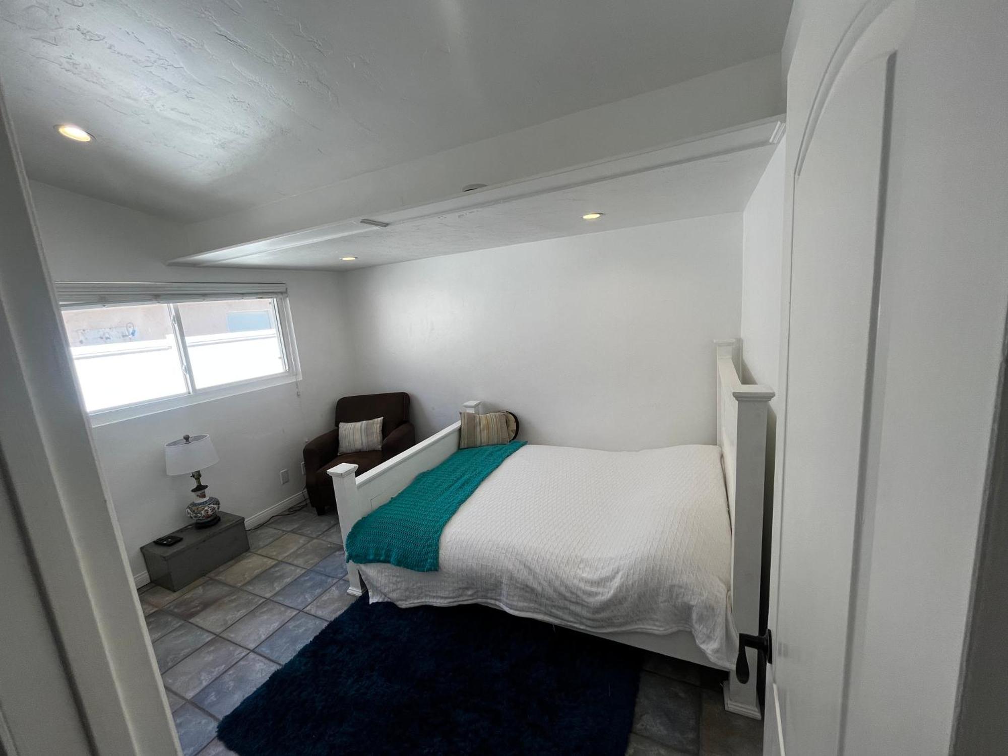 Cozy Family Hideaway, Sleeps 8, 4 Tv'S Yard, Shops Villa Simi Valley Eksteriør bilde